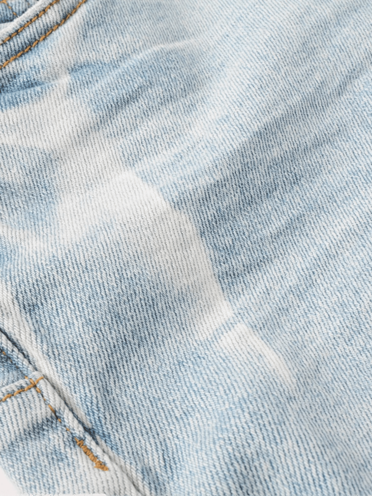 Light Washed Ripped Jeans