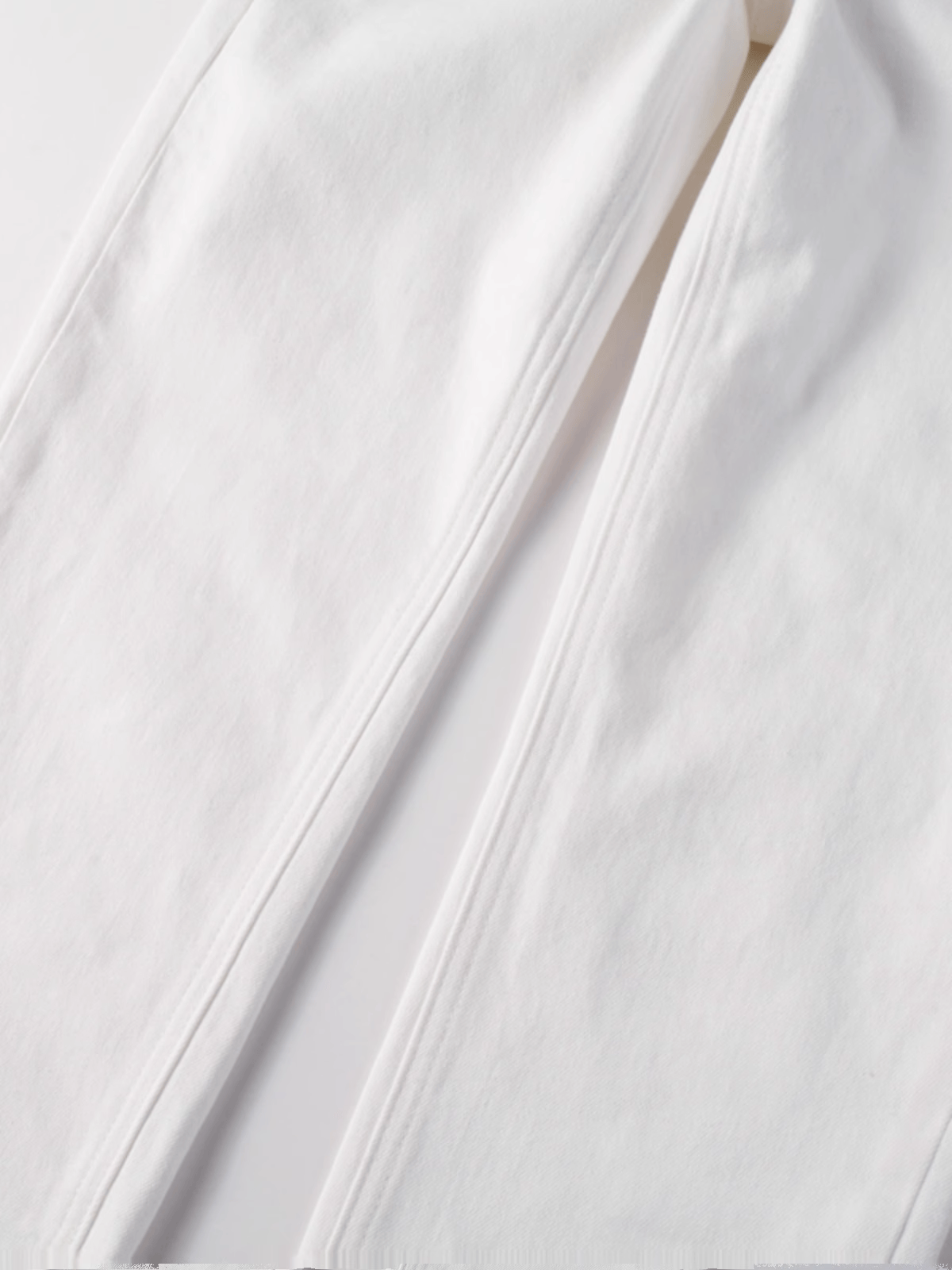 White Classic Jeans